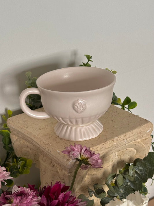 Porcelain pedestal mug- satin finish